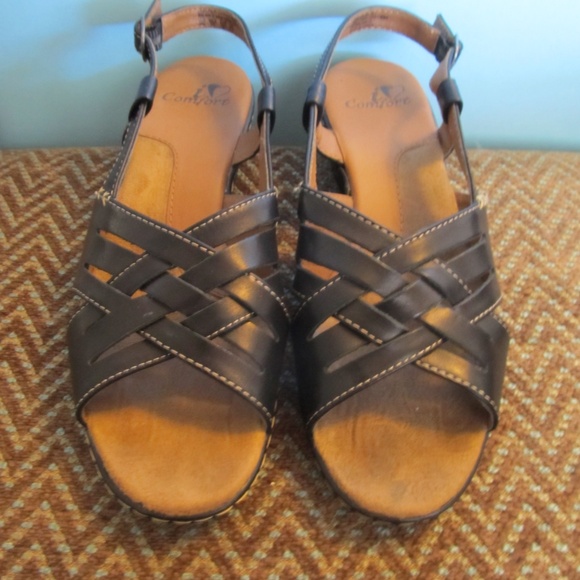 I LOVE COMFORT Strappy Comfort Sandal Wedges - Picture 2 of 5